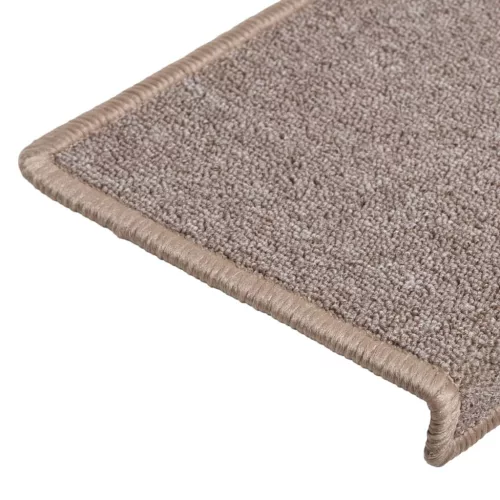 15 db világosbarna, téglalap alakú szélű lépcsőszőnyeg 65 x 21 x 4 cm