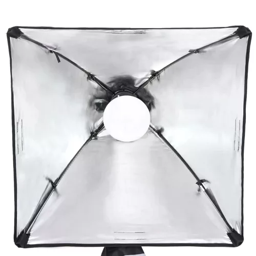 Stúdiólámpaszett háromlábú állvánnyal és softbox-szal