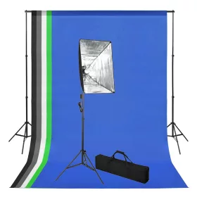   Fotóstúdió-felszerelés hátterekkel és softbox lámpával