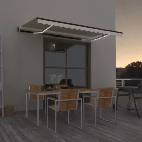   Krémszínű automata szélérzékelős és LED-es napellenző 400x350cm