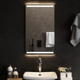 LED-es fürdőszobatükör 40x70 cm