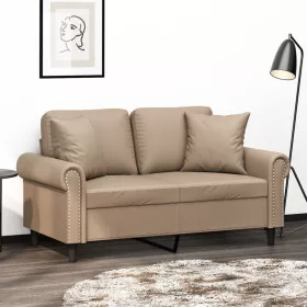   2 személyes cappuccino színű műbőr kanapé díszpárnákkal 120 cm