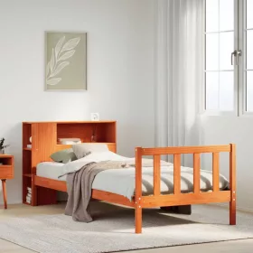   Barna tömör fenyőfa könyvespolcos ágy matrac nélkül 100 x 200cm