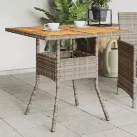   Szürke polyrattan kerti asztal akácfa lappal 80 x 80 x 75 cm