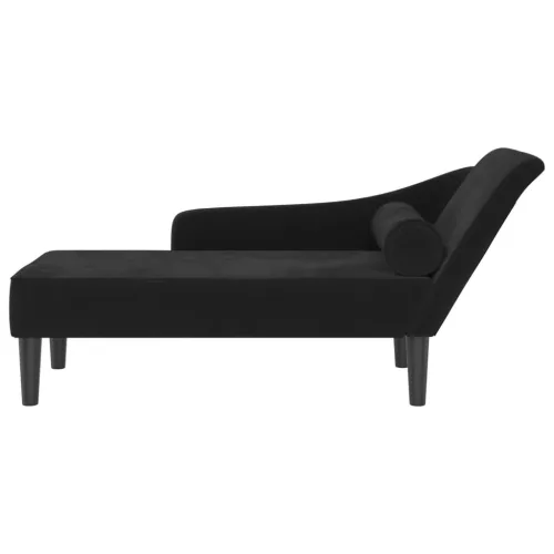 Fekete bársony dívány párnákkal