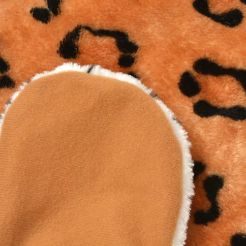 Barna plüss leopárd szőnyeg 139 cm