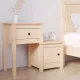 Tömör fenyőfa éjjeliszekrény 79,5 x 38 x 65,5 cm