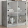 Betonszürke kisszekrény üvegajtókkal 68 x 37 x 75,5 cm