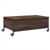 Barna tölgy szerelt fa dohányzóasztal kerekekkel 91x55x34 cm