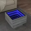 Szürke sonoma színű szerelt fa kisasztal LED-del 40x40x30 cm