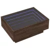 Barna tölgy szerelt fa dohányzóasztal LED-del 70 x 50 x 30 cm