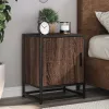 Éjjeliszekrények 2 db barna tölgy 40x31x50 cm műfából és fémből