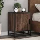 Éjjeliszekrények 2 db barna tölgy 40x31x50 cm műfából és fémből